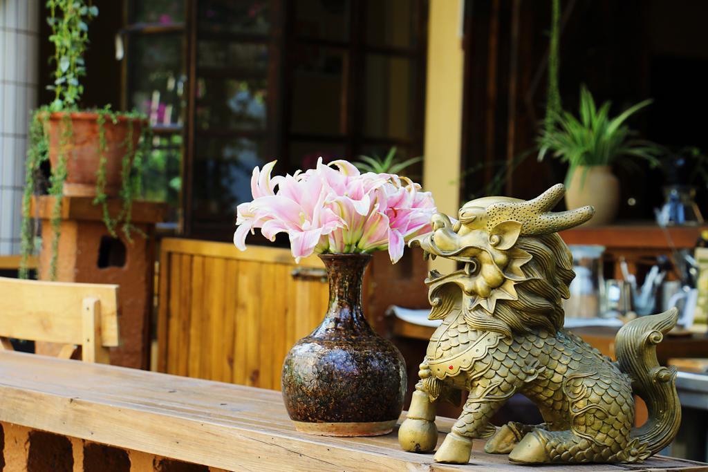 The Hump-Mulan Guest House Kunming Exterior foto
